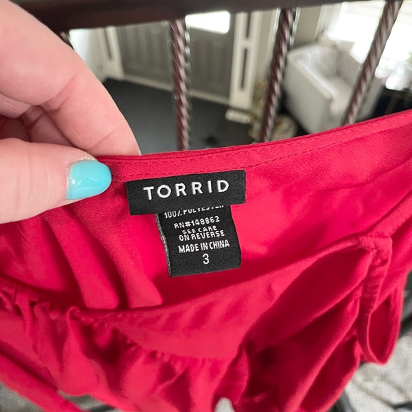 Torrid Red Chiffon Ruffle Tank Size 3 - Picture 3 of 3